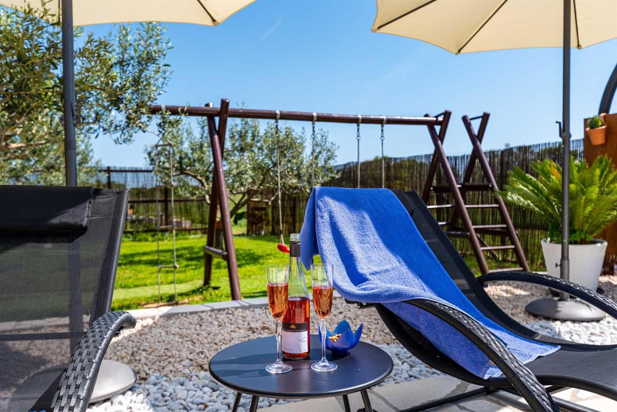 Apartment House Simoni With Pool, Zadar County Privlaka  Exterior foto